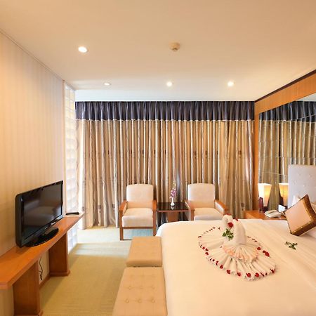 Danang Petro Hotel Exterior foto